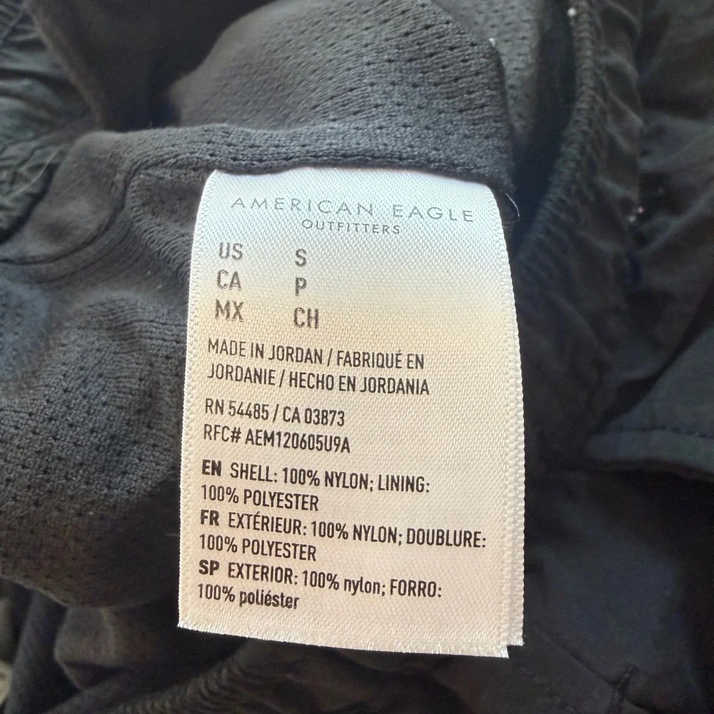American Eagle‎ Mens Black Nylon Shorts Lined Zip Pocket Small